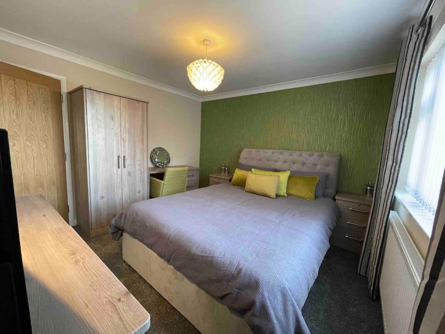 Lodge In The Heart Of Bourne Thurlby Bagian luar foto